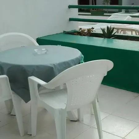 104590 - In * Tías