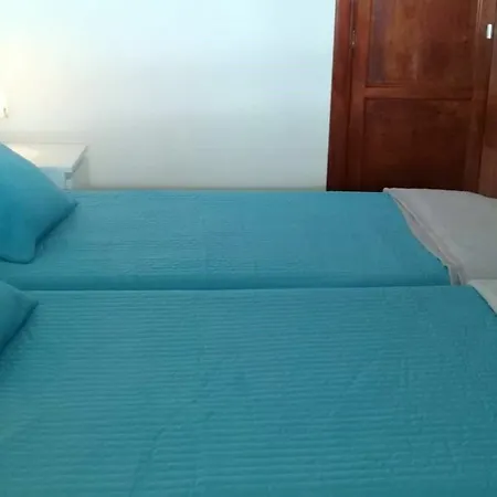 104590 - In Apartment